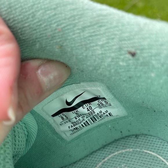 SOLD Mint Green Nike Air Force 1 High Tops - Picture 2 of 4